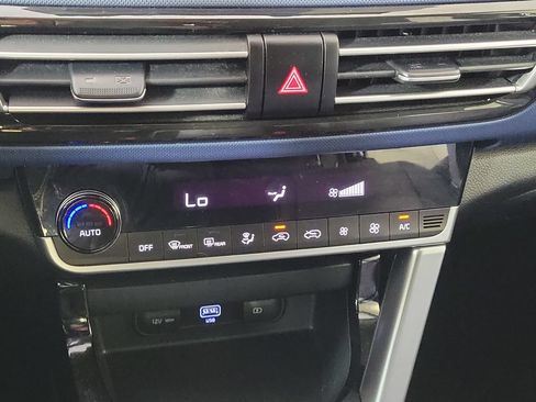 Used 2022 Kia Seltos S FWD image 22