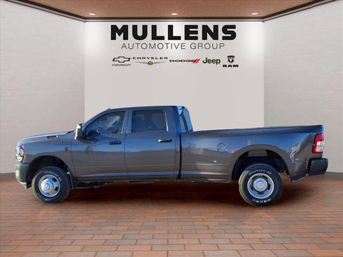 Used 2024 RAM 3500 Tradesman image 8