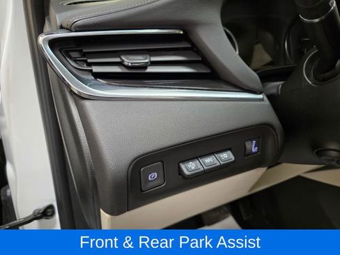 Used 2023 Buick Enclave Premium w/ Experience Buick Package image 18