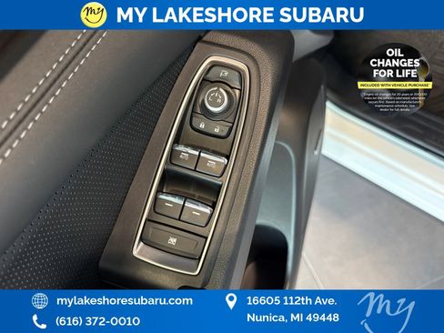 Used 2025 Subaru Ascent Touring AWD/4WD image 15