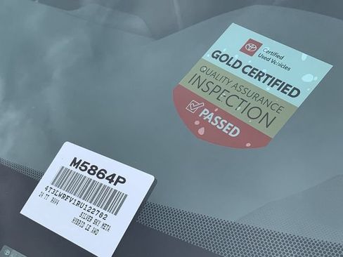 Certified 2024 Toyota RAV4 LE AWD/4WD image 36
