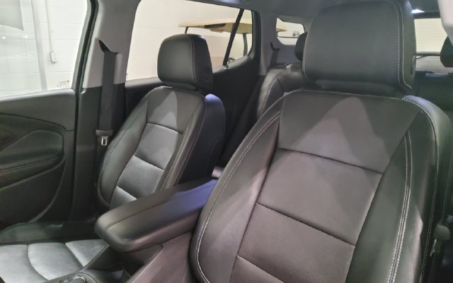 Used 2024 GMC Terrain SLT FWD image 20