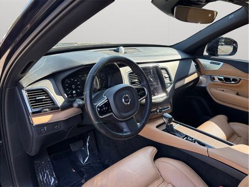 Used 2016 Volvo XC90 T6 Inscription w/ Vision Package image 6