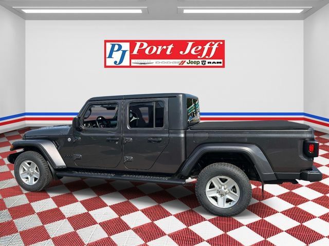 Certified 2021 Jeep Gladiator Sport AWD/4WD image 6