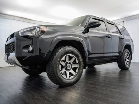 Used 2019 Toyota 4Runner TRD Off-Road Premium AWD/4WD image 29