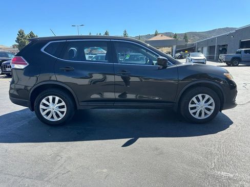 Used 2016 Nissan Rogue S FWD image 4