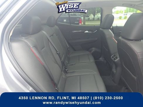 Used 2022 Buick Envision Essence w/ Technology Package I FWD image 19