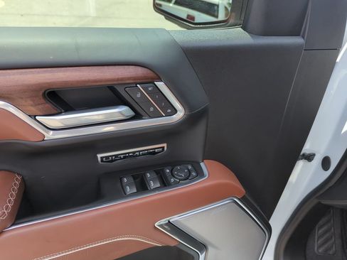 Certified 2026 GMC Sierra 1500 Denali Ultimate AWD/4WD image 18