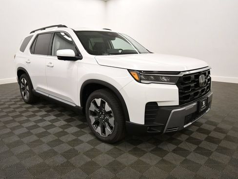 New 2026 Honda Pilot Elite image 9