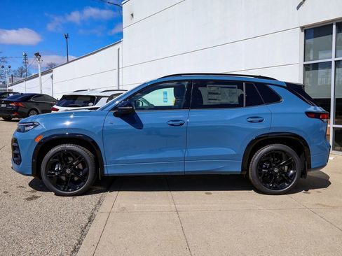 New 2026 Volkswagen Tiguan SE R-Line AWD/4WD image 2