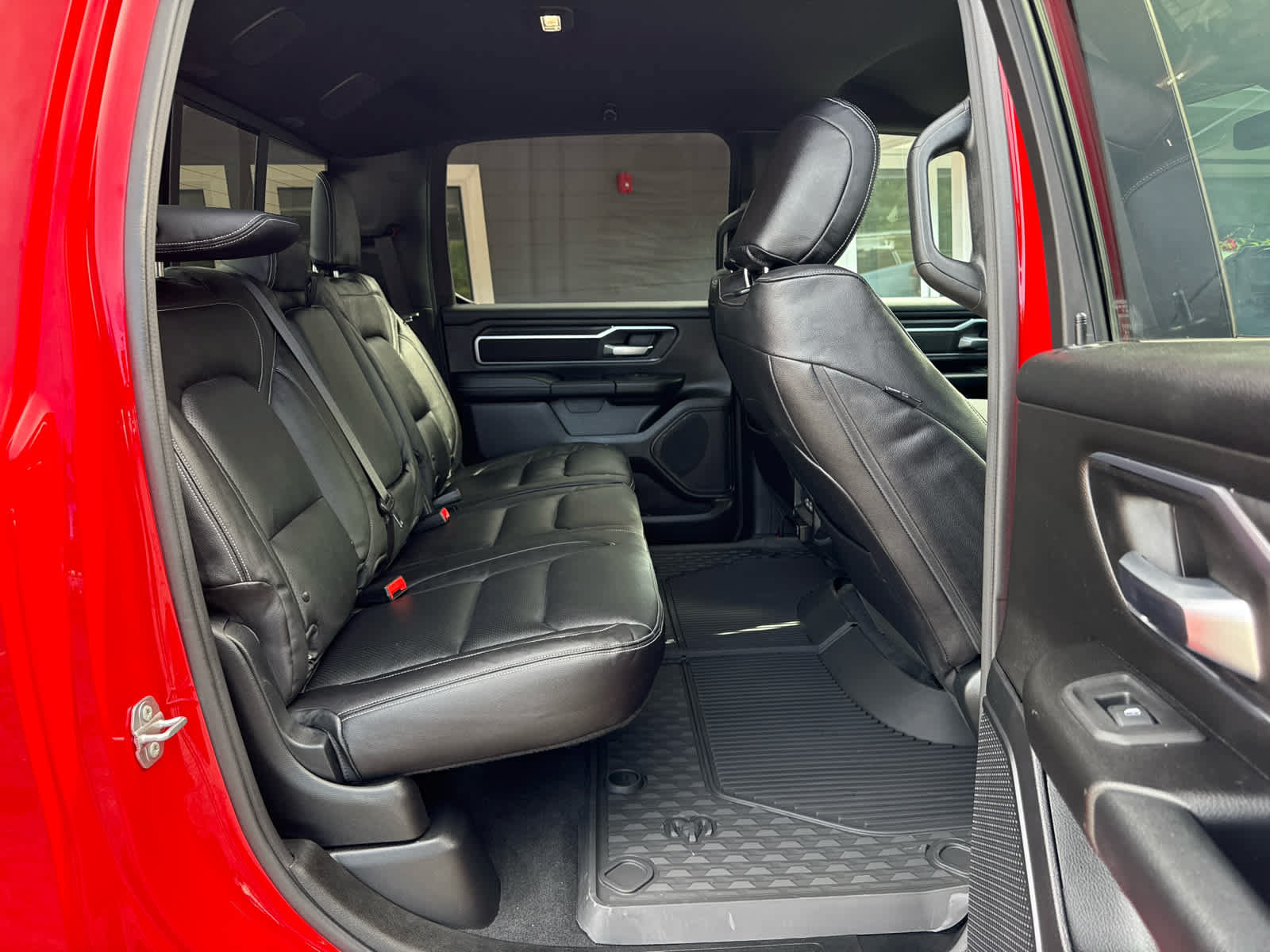 Used 2025 RAM 1500 Big Horn AWD/4WD image 19