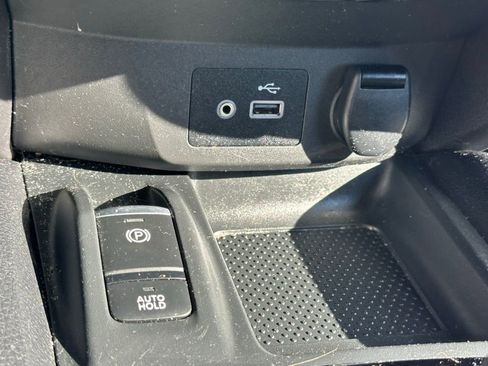 Used 2021 Nissan Rogue Sport SL w/ Premium Package image 29