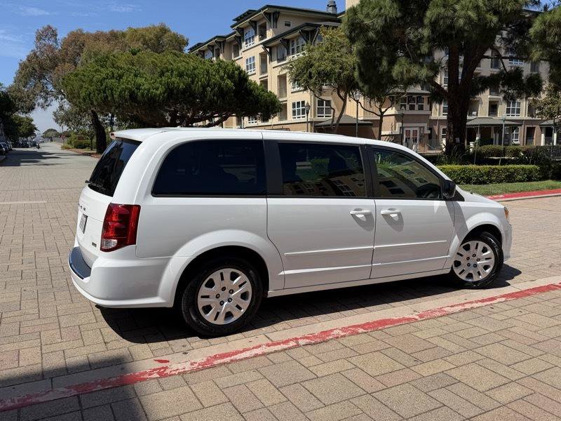 Used 2016 Dodge Grand Caravan SE w/ Quick Order Package 29E SE FWD image 11