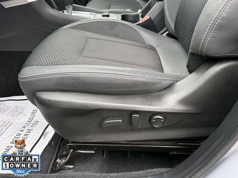 Used 2020 Subaru Forester Premium AWD/4WD image 16