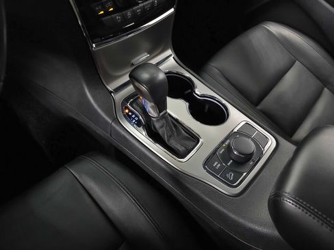 Used 2021 Jeep Grand Cherokee Limited w/ Premium Lighting Group AWD/4WD image 29