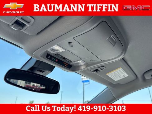 Used 2024 GMC Terrain SLE w/ Driver Convenience Package AWD/4WD image 15