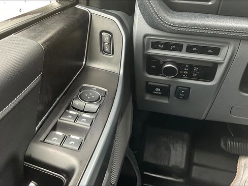 Used 2024 Ford F150 Lightning Flash image 33
