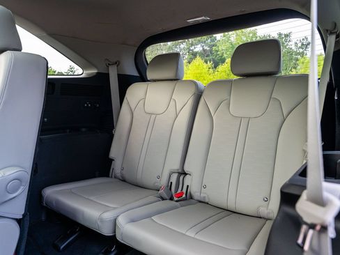 Used 2024 Kia Sorento SX FWD image 22