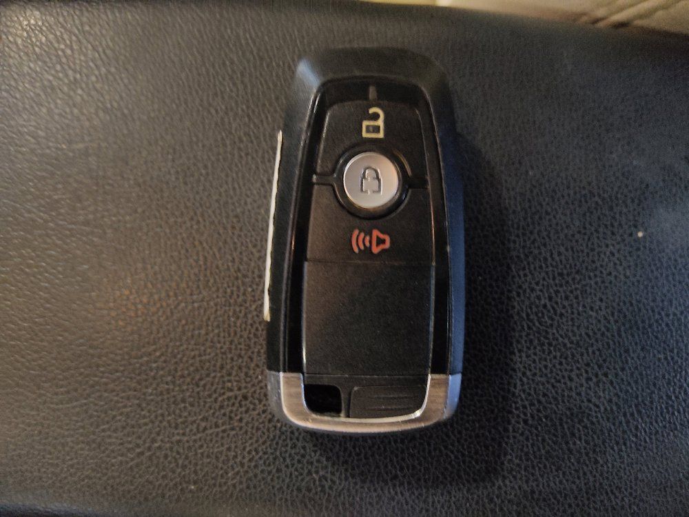 Used 2021 Ford EcoSport Titanium FWD image 32