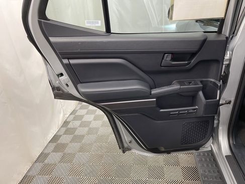 Used 2025 Toyota 4Runner SR5 image 27