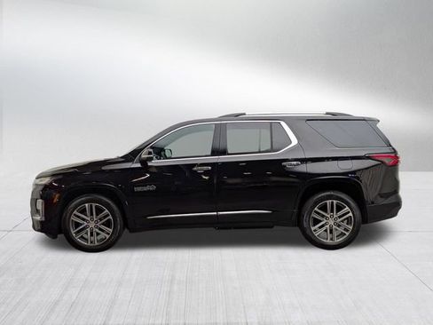 Used 2023 Chevrolet Traverse High Country w/ LPO, Floor Liner Package AWD/4WD image 8
