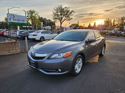 Used 2013 Acura ILX Hybrid w/ Technology Package