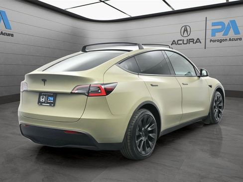 Used 2021 Tesla Model Y Long Range image 29