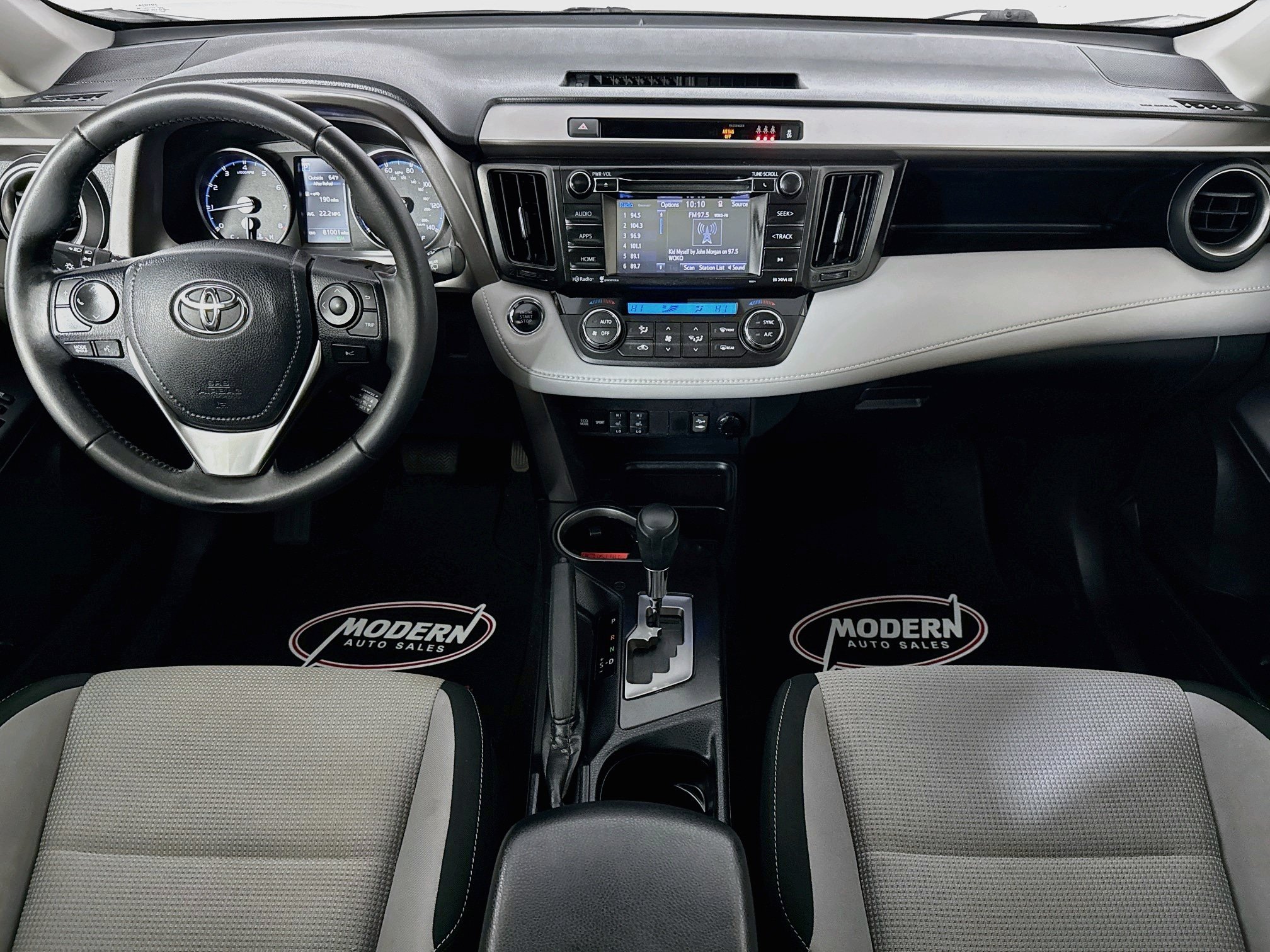 Used 2018 Toyota RAV4 XLE AWD/4WD image 26