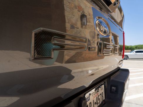 Used 2021 Ford F150 XLT w/ Equipment Group 302A High AWD/4WD image 18