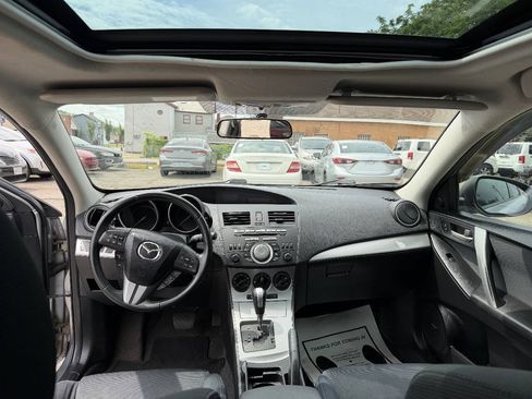 Used 2010 MAZDA MAZDA3 s Sport FWD image 10