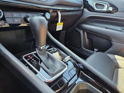 New 2026 Jeep Compass Latitude AWD/4WD image 13