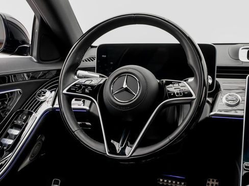 Used 2023 Mercedes-Benz S 580 4MATIC Sedan w/ AMG Line image 13