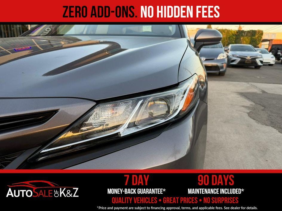 Used 2020 Toyota Camry SE FWD image 16