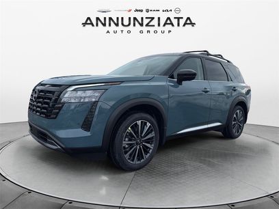 New 2026 Nissan Pathfinder Platinum w/ Cargo Package