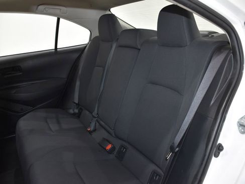 Used 2023 Toyota Corolla LE image 28