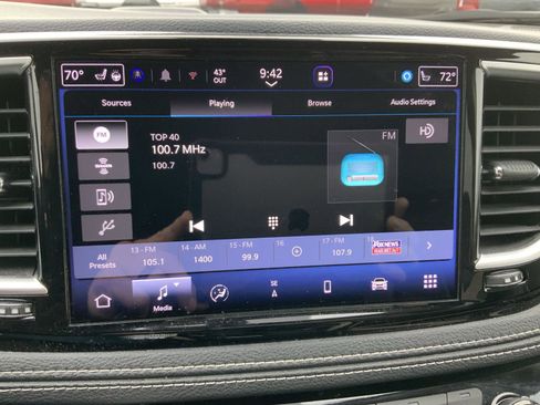 Used 2021 Chrysler Pacifica Limited w/ Premium & Safety Sphere Group image 41