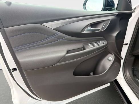 New 2026 Buick Envista Sport Touring w/ Convenience I Package FWD image 17
