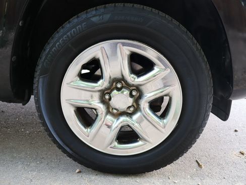 Used 2011 Toyota RAV4 4WD w/ Base L4 Extra Value Pkg image 45