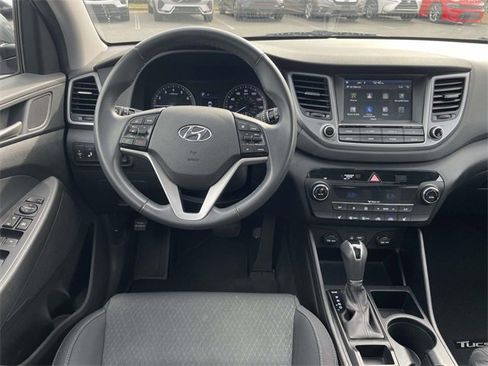 Used 2018 Hyundai Tucson Value image 3