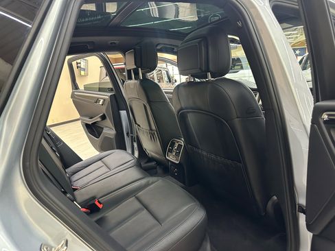 Used 2016 Porsche Macan S image 38