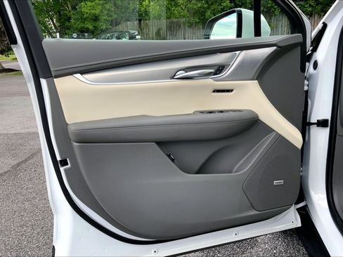 Used 2023 Cadillac XT5 Premium Luxury AWD/4WD image 23