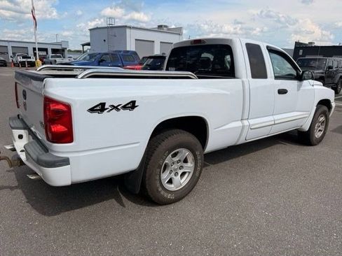 Used 2005 Dodge Dakota Laramie w/ Sport Appearance Group AWD/4WD image 5
