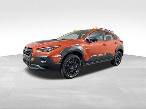 Used 2025 Subaru Crosstrek 2.5i Wilderness image 2