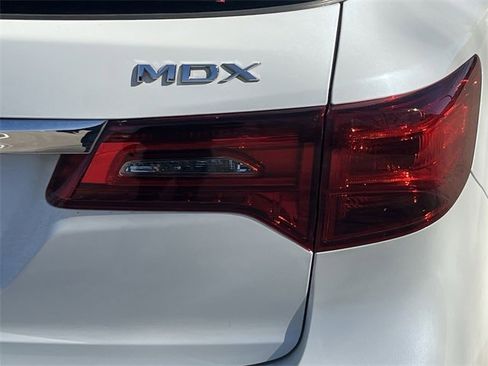 Used 2018 Acura MDX FWD w/ Advance Package image 7