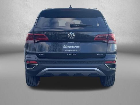 Used 2024 Volkswagen Taos SEL image 6