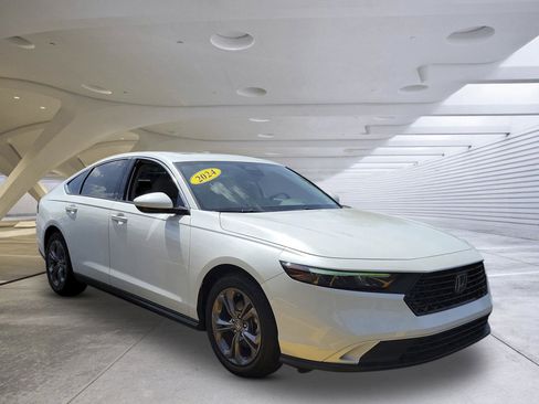 Used 2024 Honda Accord EX image 1