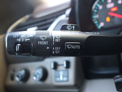 Used 2015 Chevrolet Tahoe LTZ image 34