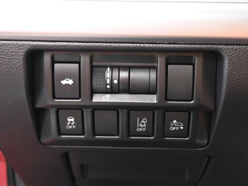 Used 2019 Subaru Legacy 2.5i Premium AWD/4WD image 19
