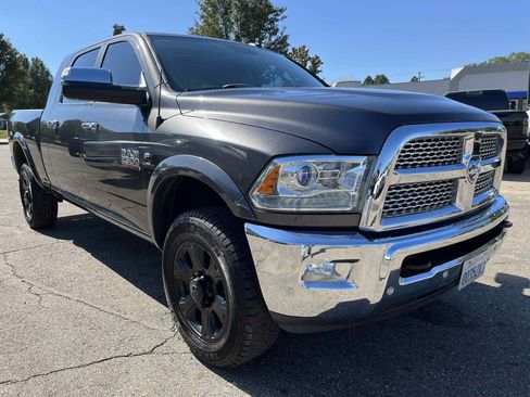 Used 2018 RAM 2500 Laramie image 4