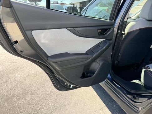 Used 2022 Subaru Crosstrek 2.0i Premium w/ Moonroof Package image 15